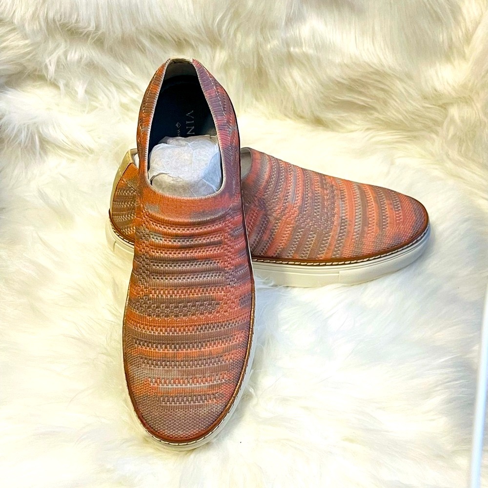 Vince Camuto Sneakers